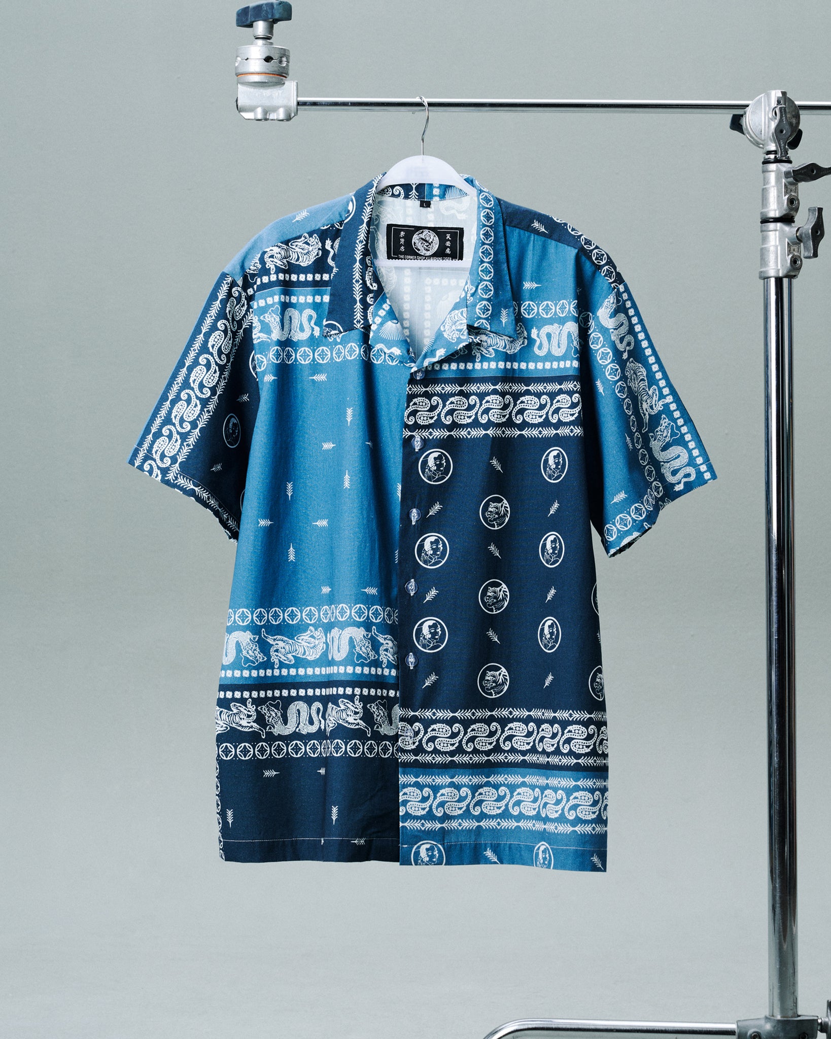 Zha Huo Dian X Laughing Tiger Bandana Print Shirt (Blue)