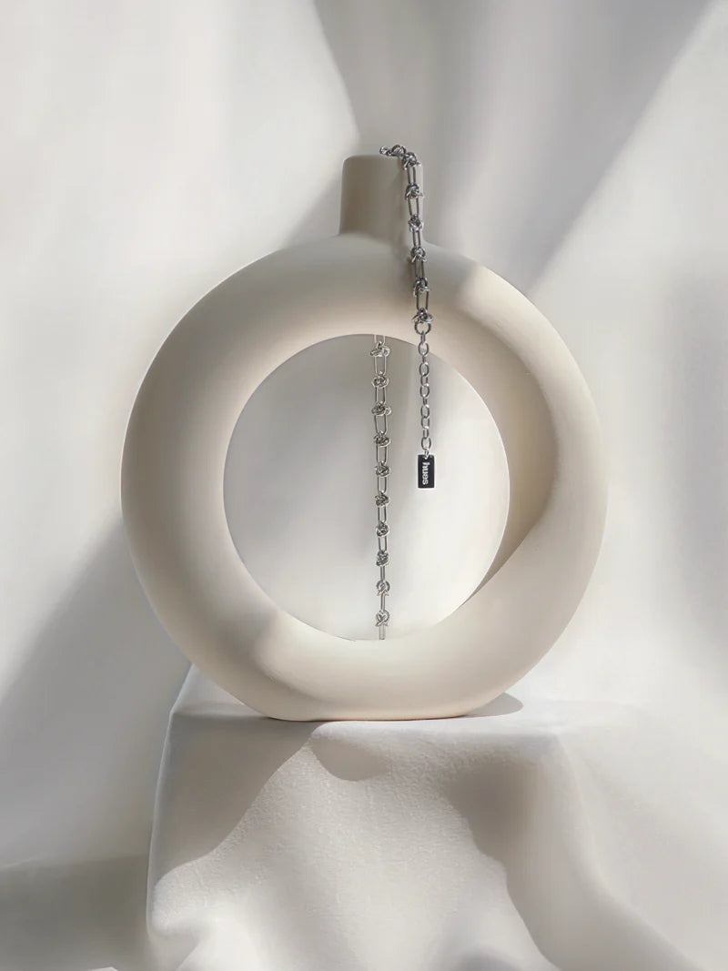 HUES Elliot Necklace