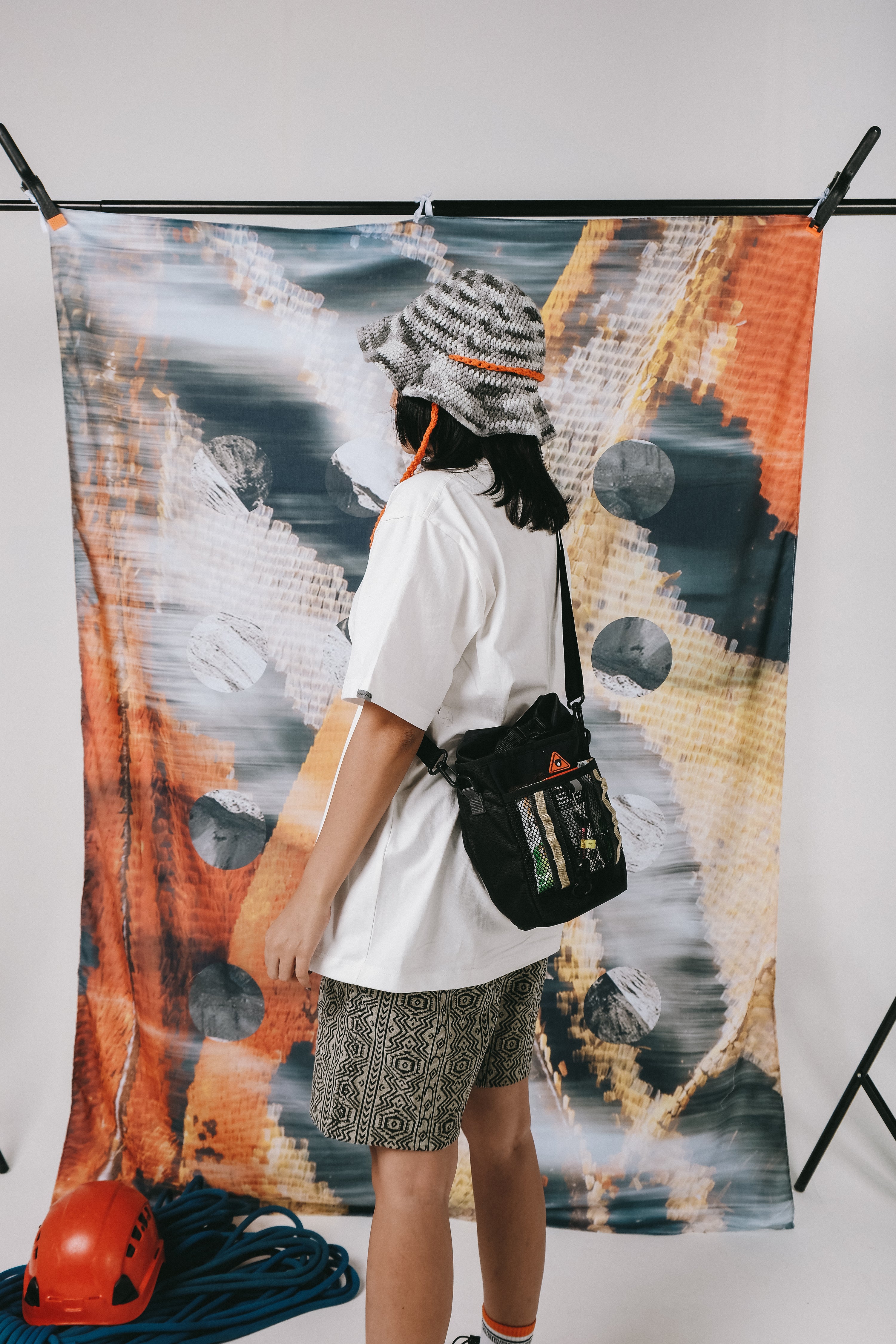 Humblezing Circular Sling Bag