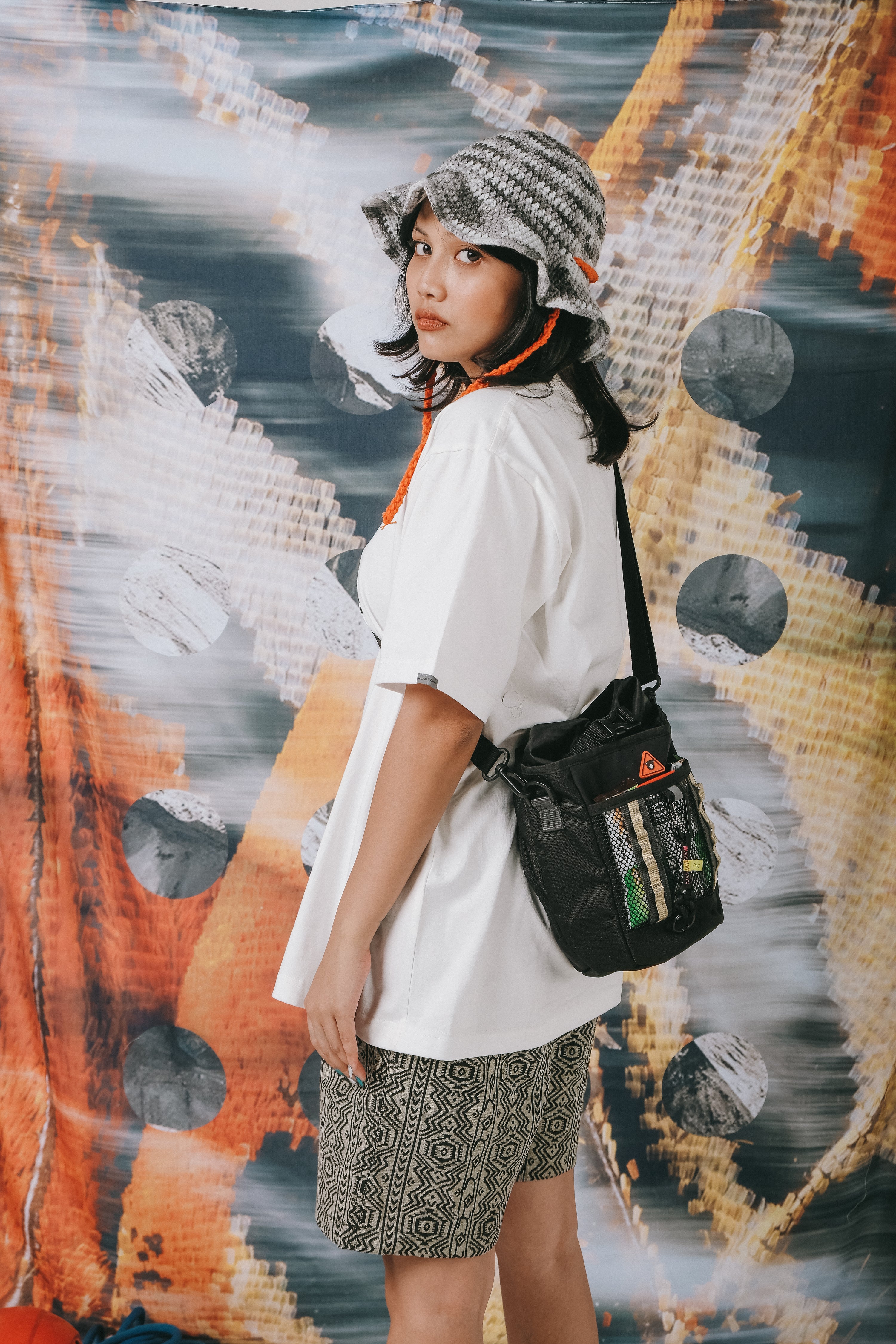 Humblezing Circular Sling Bag