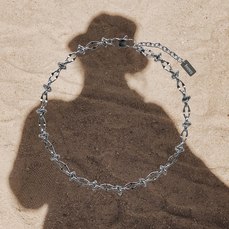 HUES Taylor Necklace
