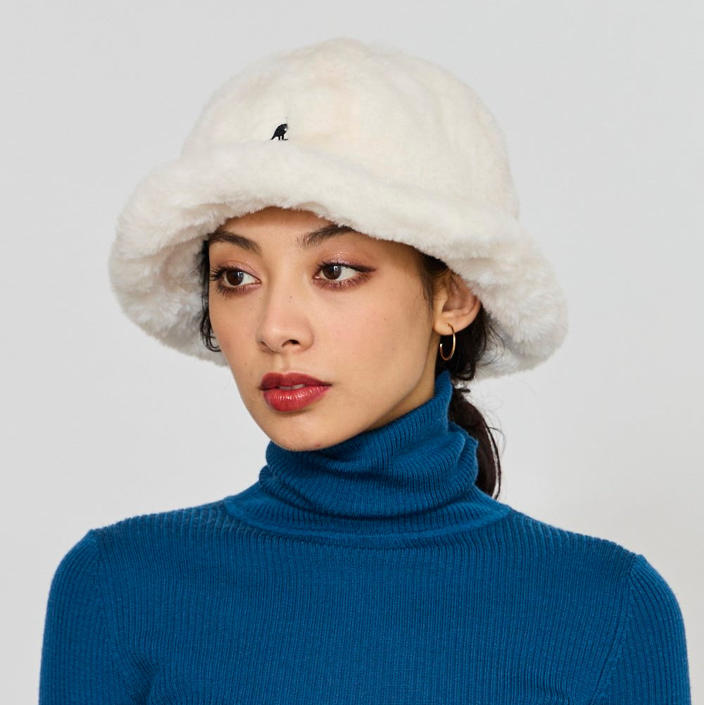 Kangol Faux Fur Casual Cap - Cream