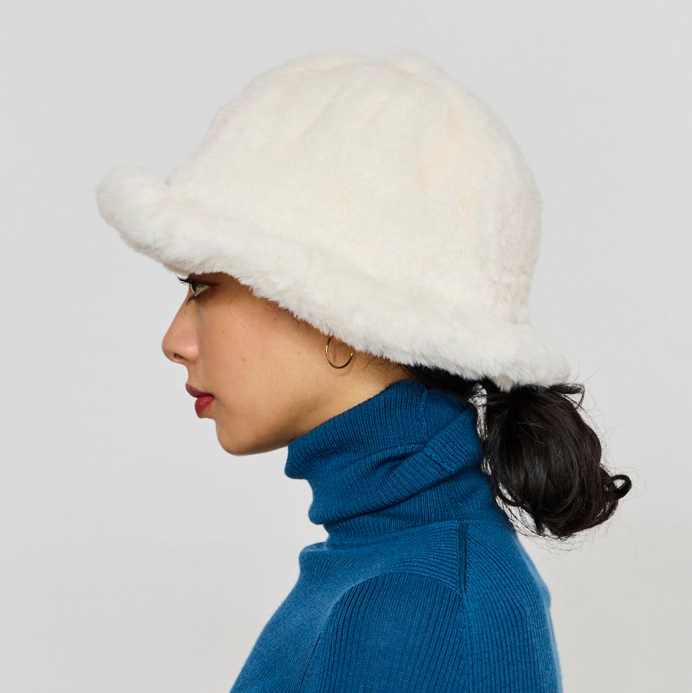 Kangol Faux Fur Casual Cap - Cream