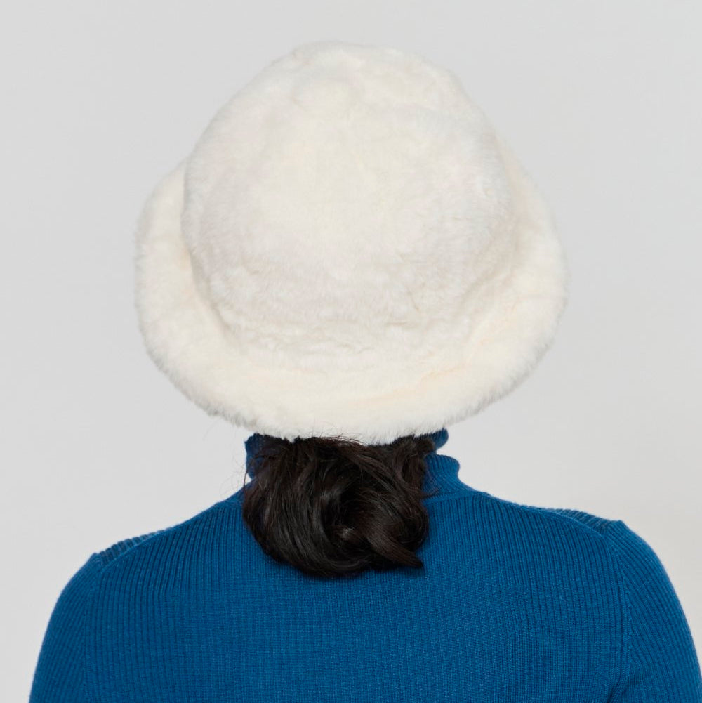 Kangol Faux Fur Casual Cap - Cream
